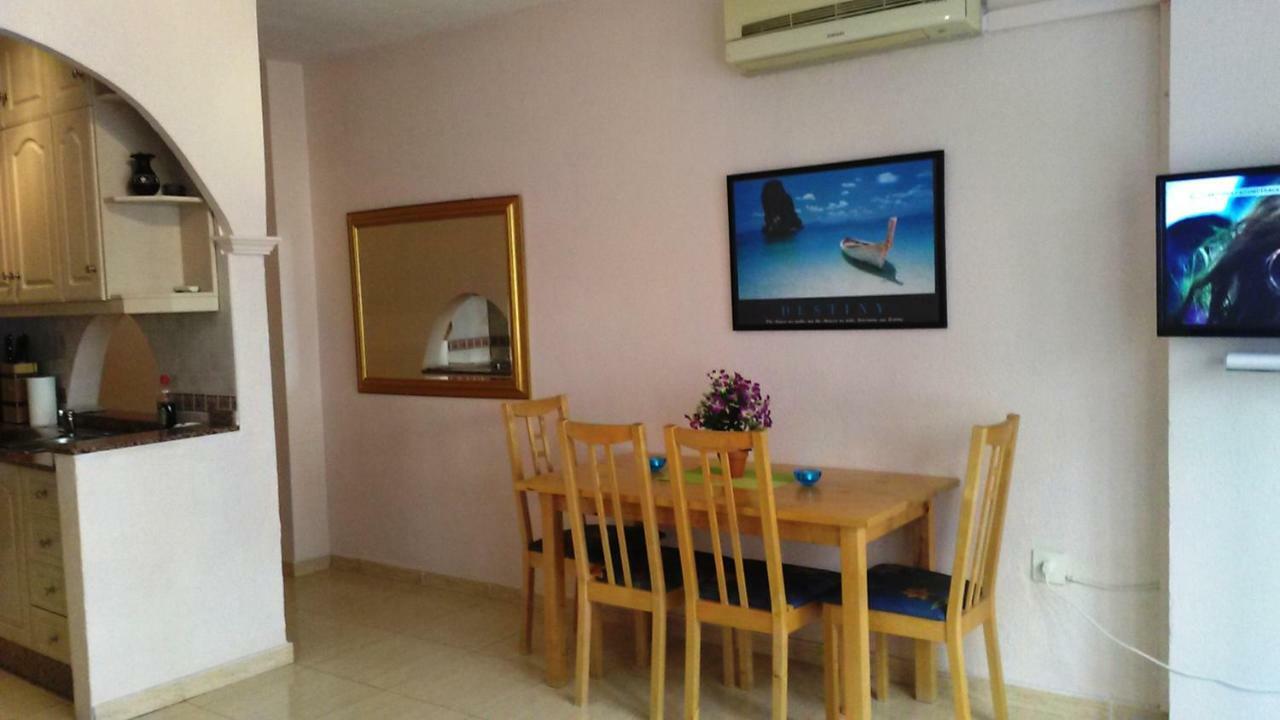 Downtown With Wifi & Tv Box Apartment Torrevieja Exterior foto